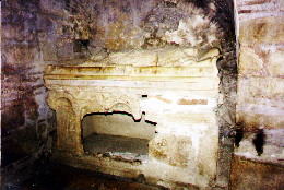 Das Grab des geraubten Nikolaus